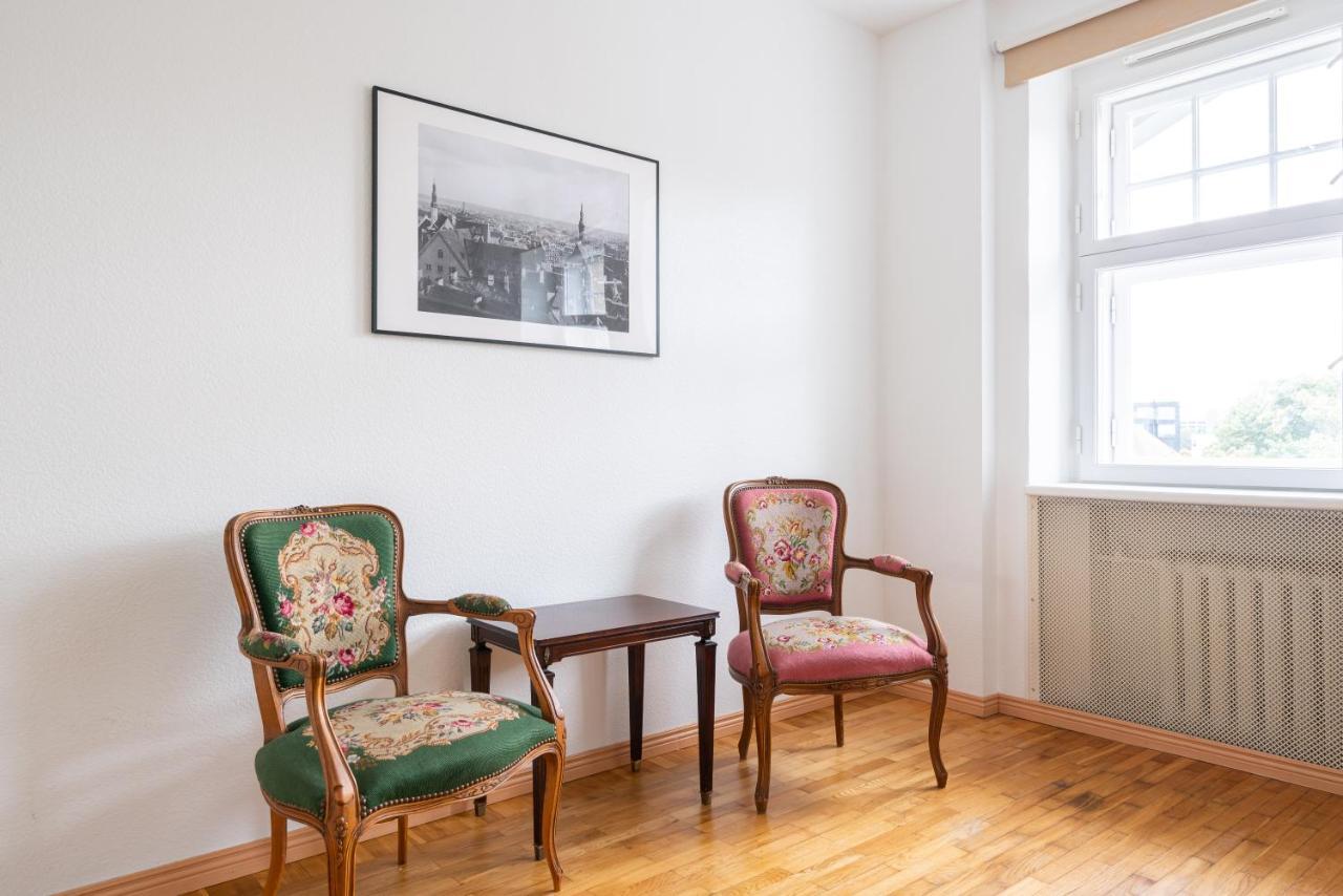 Old Town - Suur Karja Apartment Tallinn Bagian luar foto